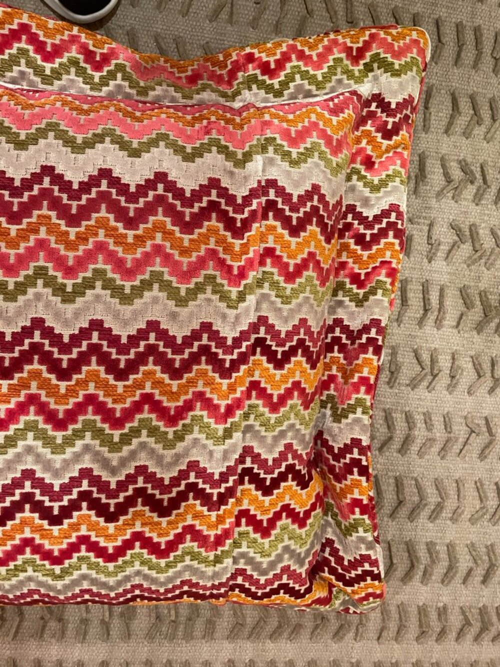 Euro shams and bed scarf - Picture 2 of 10